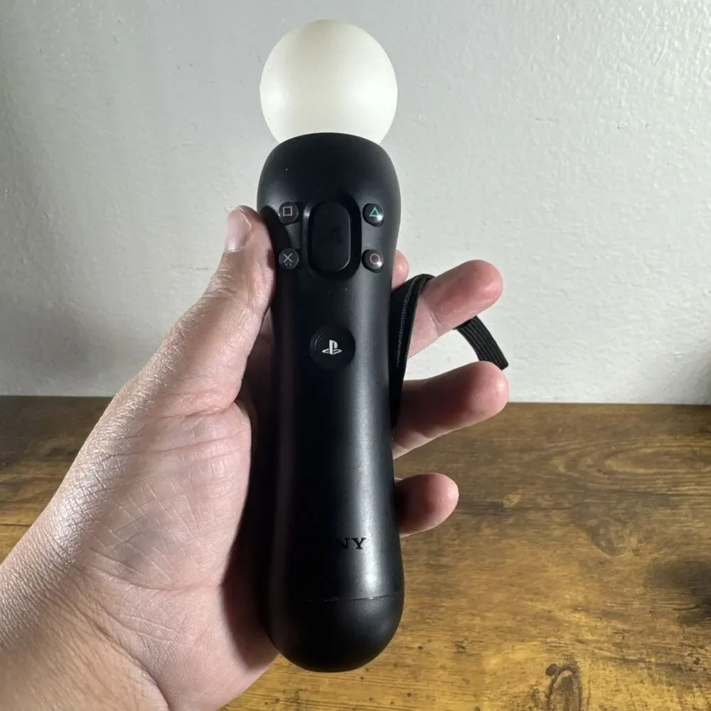 2 x OEM Sony Playstation 4 Move Motion Controllers PS4 - CECH-ZCM2U PSVR